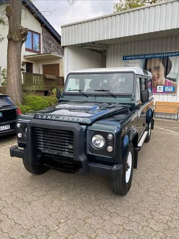 Land Rover Defender 110 Td4 Station Wagon S S -nur 79863 km 02/2013-photo-3