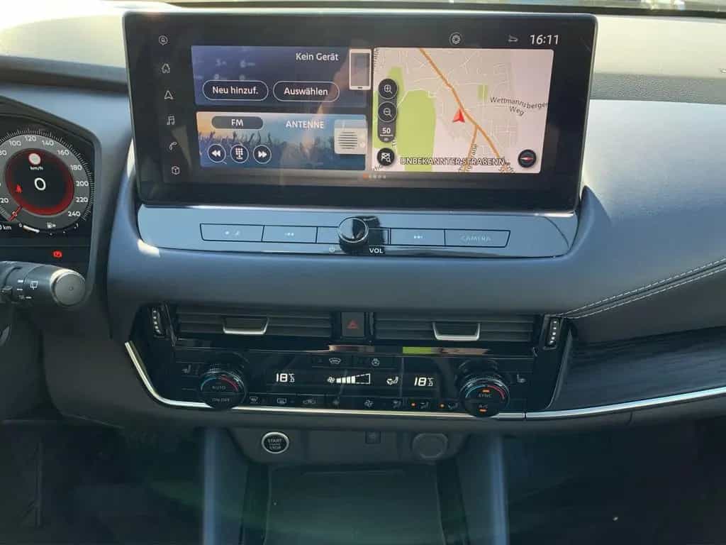 Nissan Qashqai 1.3 DIG-T 4x4 Tekna AT Navi 360° SHZ AHK 11/2022-photo-8