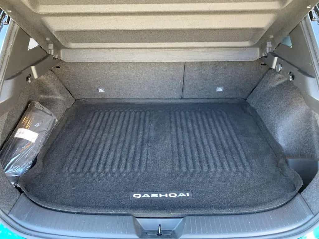 Nissan Qashqai 1.3 DIG-T 4x4 Tekna AT Navi 360° SHZ AHK 11/2022-photo-10