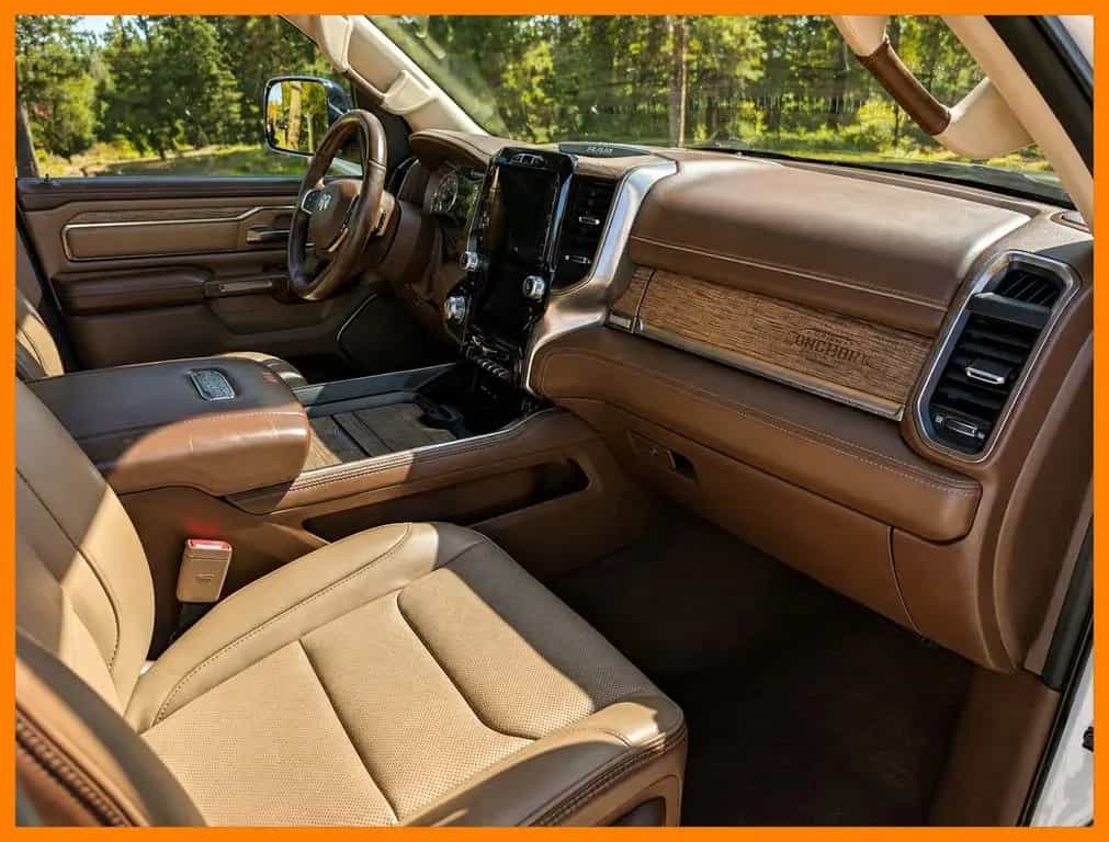 Dodge RAM 1500 Longhorn 5.7 4x4 Panorama ACC 02/2019-photo-17