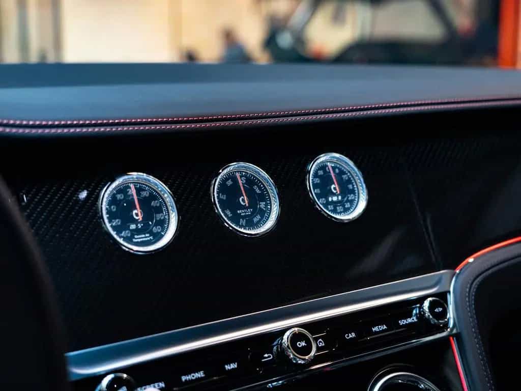 Bentley Continental GT V8 Coupe 04/2022-photo-12