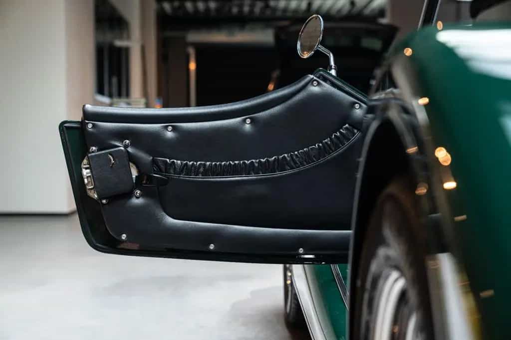 Morgan Plus 4 2.0 I4 LHD 03/2014-photo-11