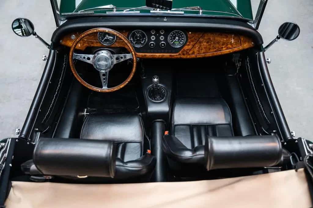 Morgan Plus 4 2.0 I4 LHD 03/2014-photo-13