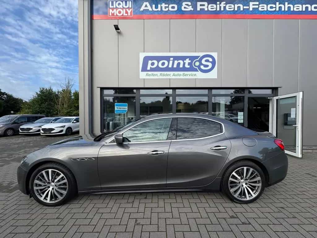 Maserati Ghibli S 3.0 V6 Q4 Automatik*XENON*LEDER 09/2016-photo-3