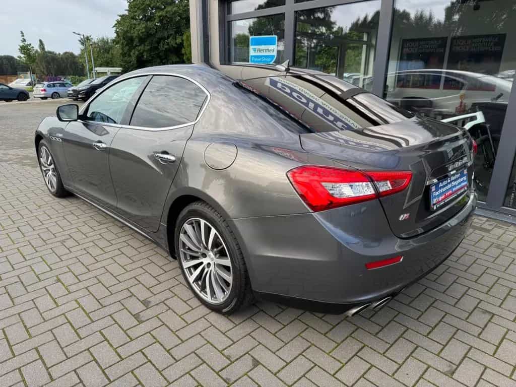 Maserati Ghibli S 3.0 V6 Q4 Automatik*XENON*LEDER 09/2016-photo-4