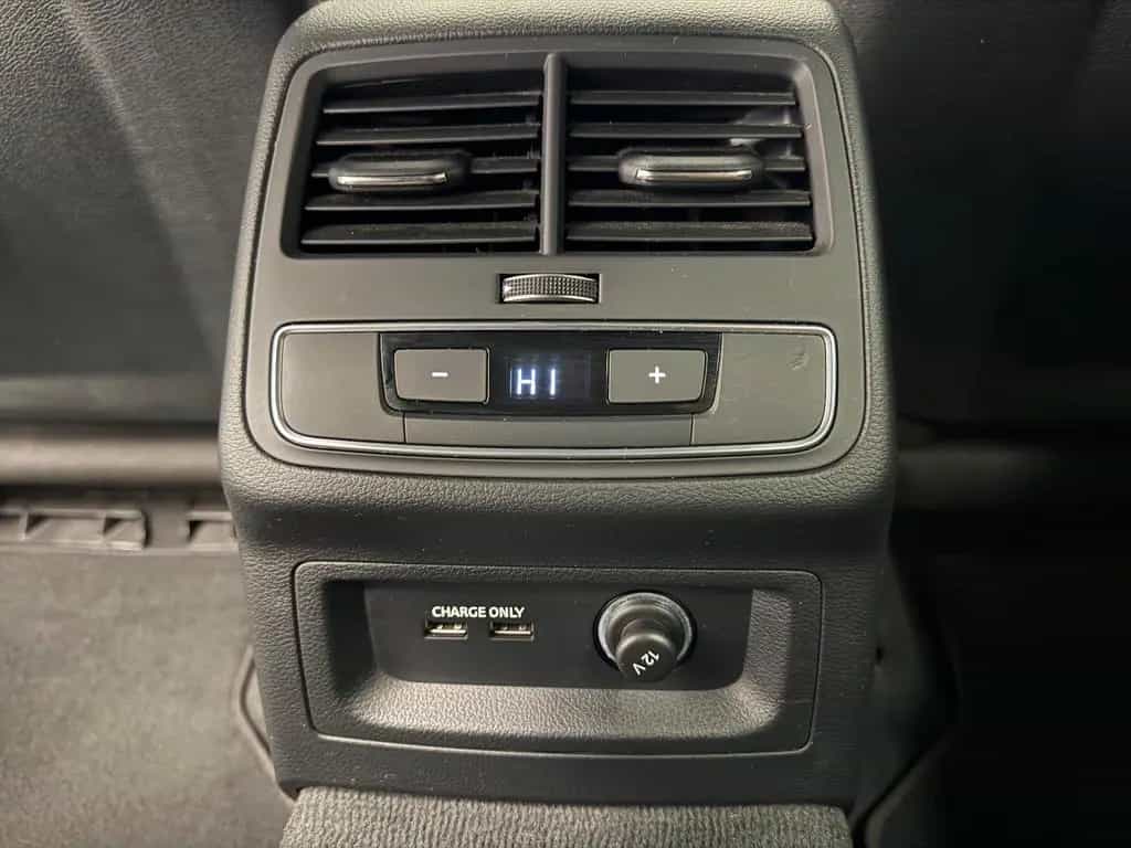 Audi A4 Allroad quattro 40 TDI AHK HUD Matrix Leder 01/2022-photo-27