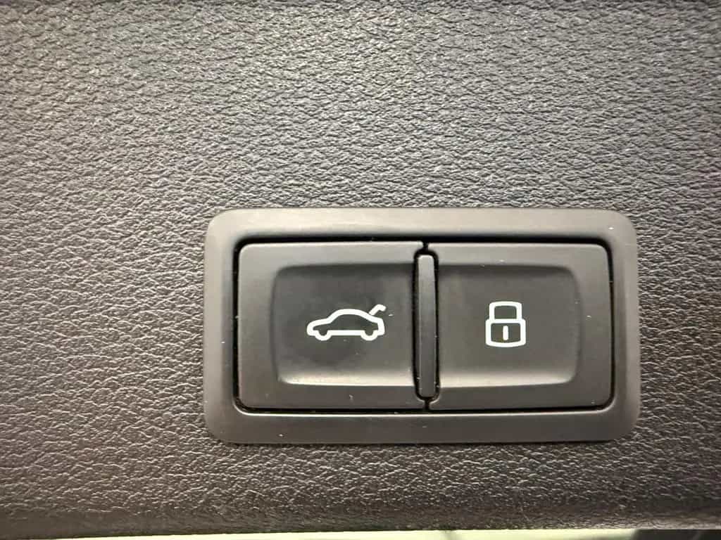 Audi A4 Allroad quattro 40 TDI AHK HUD Matrix Leder 01/2022-photo-31