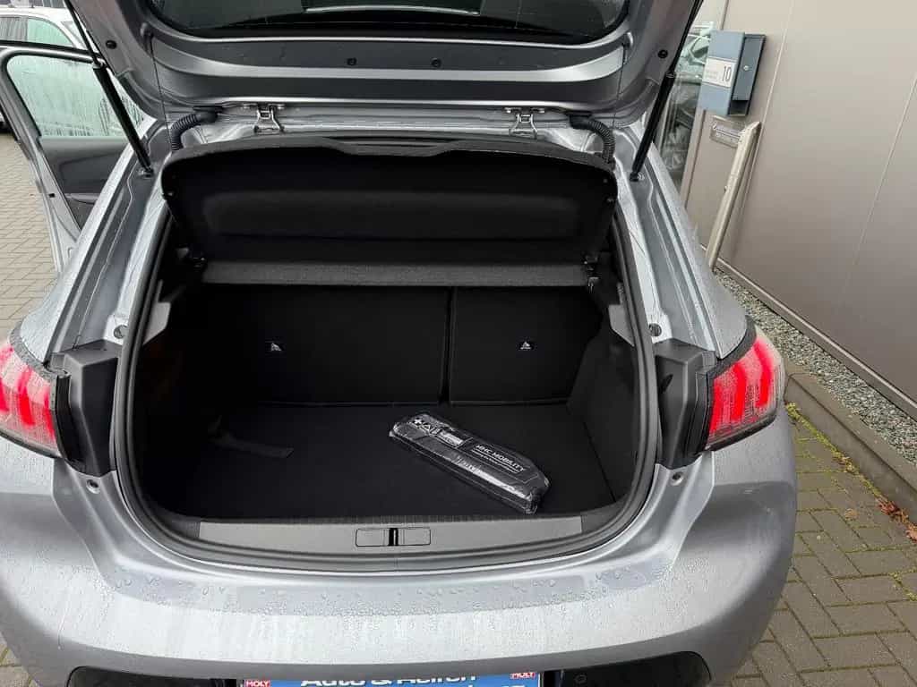 Peugeot 208 1.2 Allure*LED*NAVI*SITZHZG*TEMPOMAT*PDC 05/2023-photo-23