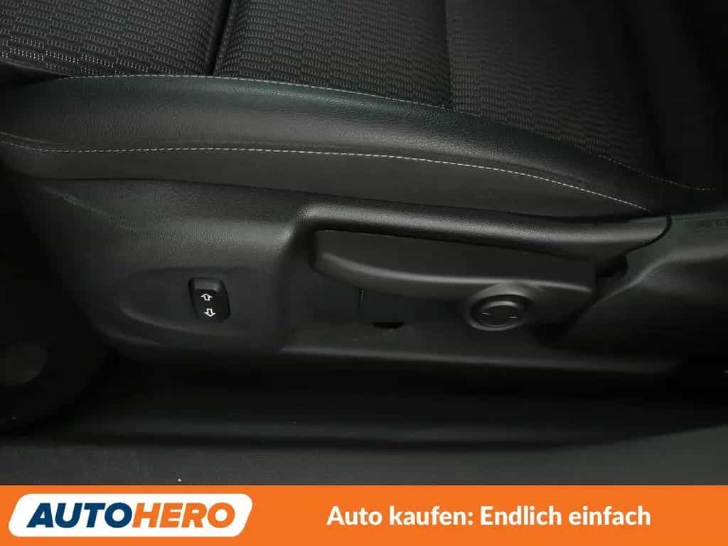Opel Insignia 2.0 CDTI Elegance Aut.*NAVI*TEMPO*CAM* 10/2021-photo-25