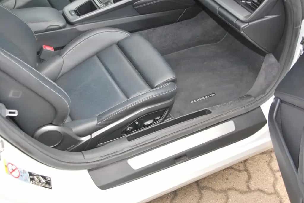 Porsche 992 carrera 4S Coupe /Approved 09/26 08/2019-photo-19