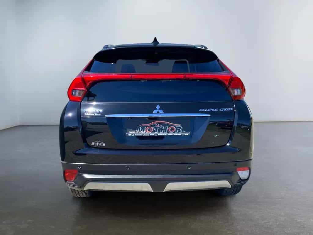 Mitsubishi Eclipse Cross Top 1.5 T-MIVEC TEMP+PDC+HUD+4xSHZ 06/2018-photo-4