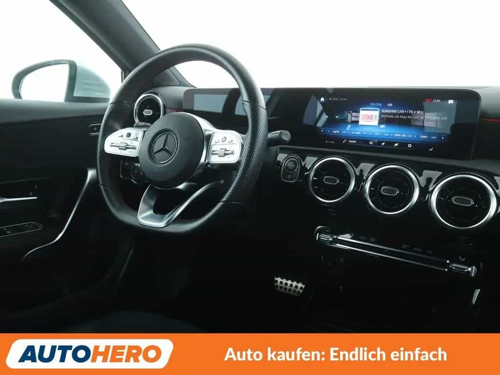 Mercedes-Benz A 180 AMG Line Aut.*NAVI*CAM*LED*PDC*SHZ*TEMPO* 10/2020-photo-12