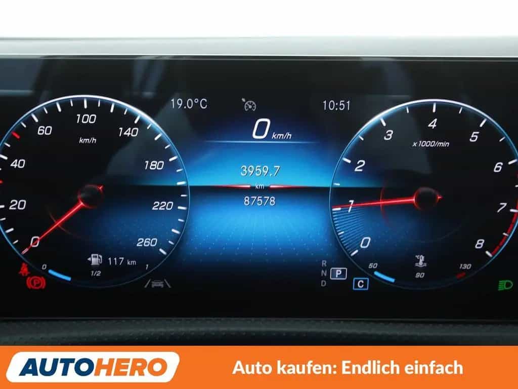 Mercedes-Benz A 180 AMG Line Aut.*NAVI*CAM*LED*PDC*SHZ*TEMPO* 10/2020-photo-19