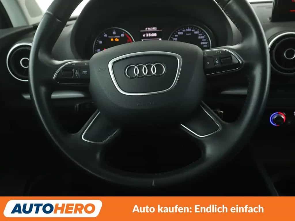 Audi A3 Limousine 1.4 TFSI Attraction*NAVI*XENON*PDC* 05/2016-photo-18