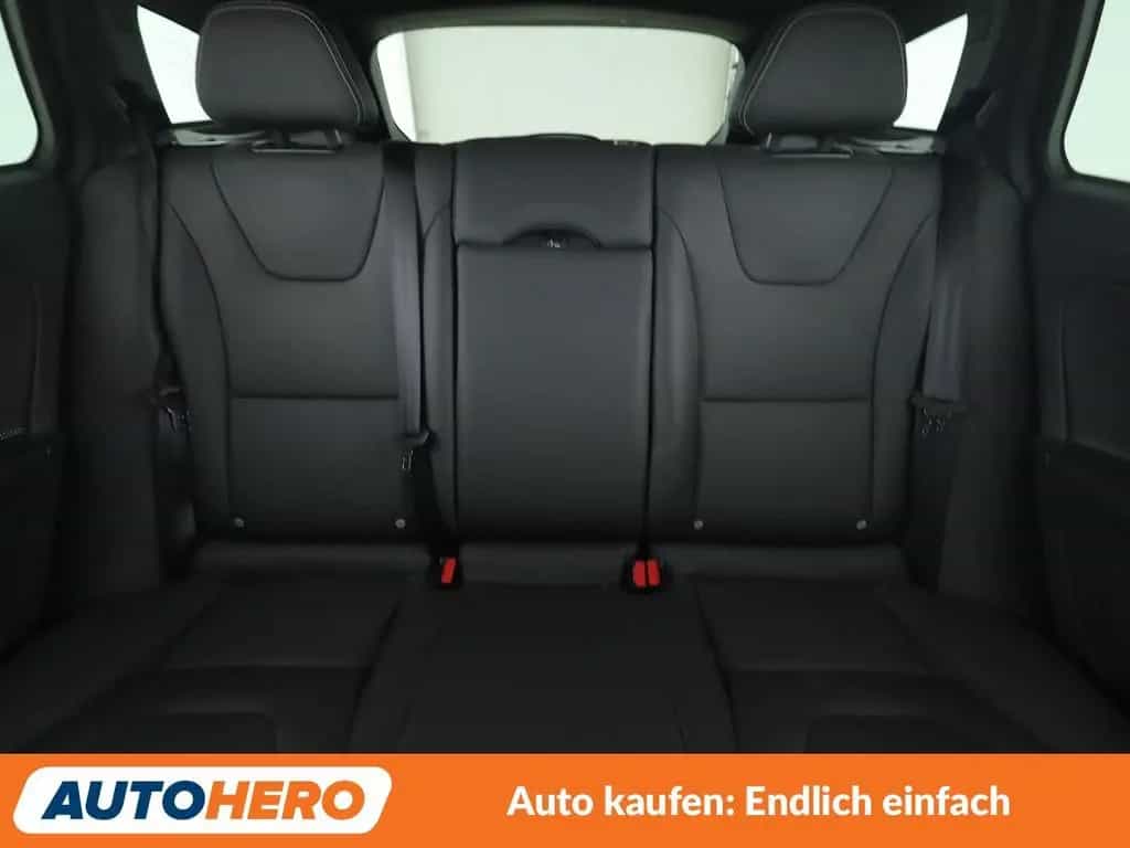 Volvo V60 1.5 Linje Svart Aut.*NAVI*TEMPO*CAM*PDC* 04/2018-photo-15