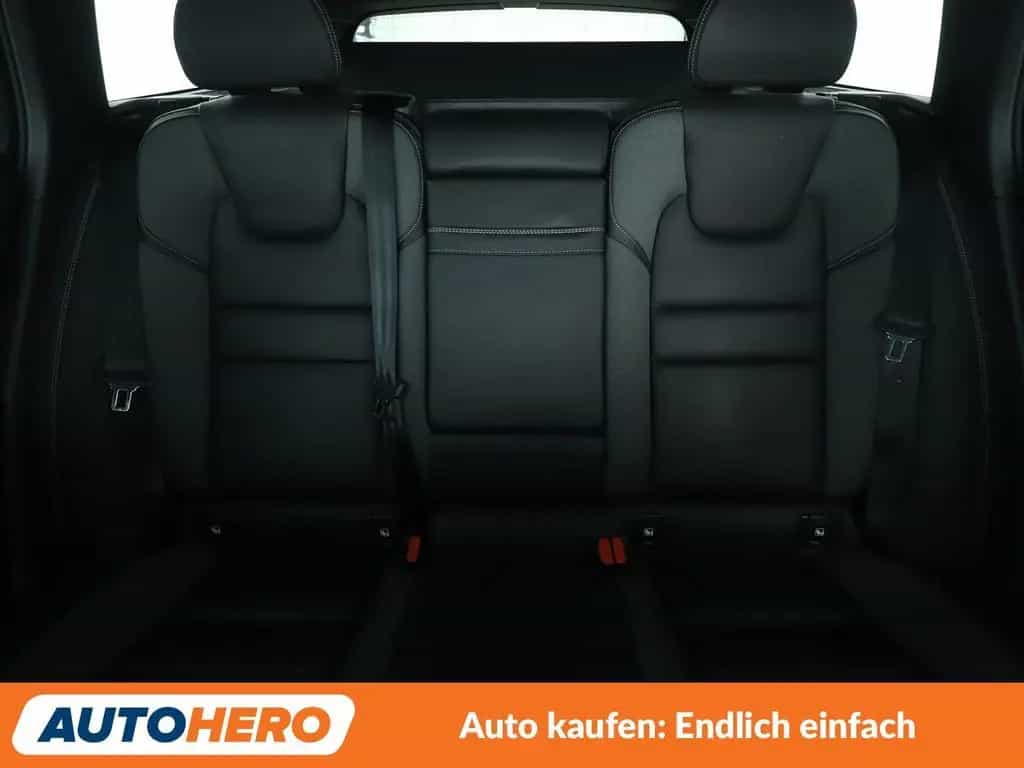 Volvo V60 2.0 T4 R-Design Aut.*NAVI*LED*CAM*SHZ*TEMPO* 10/2019-photo-15