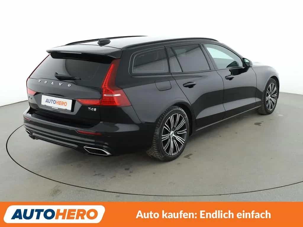 Volvo V60 2.0 T4 R-Design Aut.*NAVI*LED*CAM*SHZ*TEMPO* 10/2019-photo-5