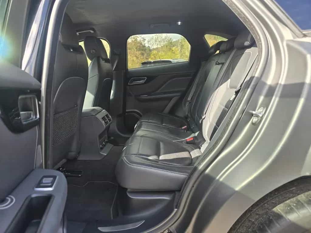 Jaguar F-Pace R-Sport AWD *Vollleder* 08/2019-photo-11