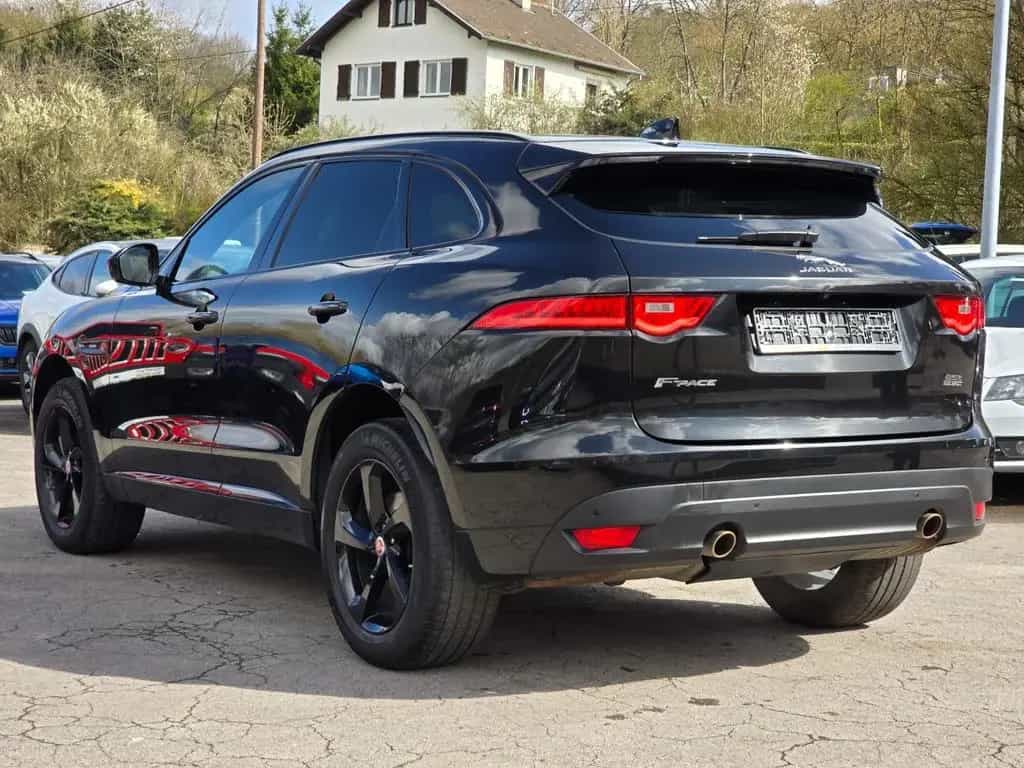 Jaguar F-Pace R-Sport AWD *Vollleder* 08/2019-photo-4
