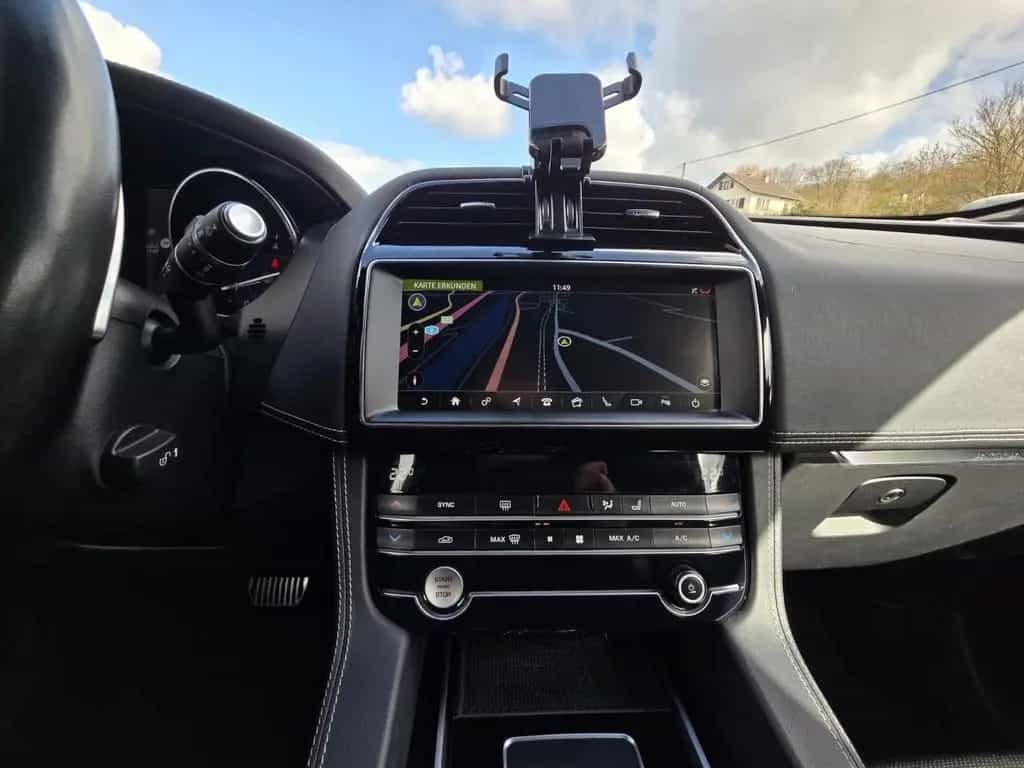 Jaguar F-Pace R-Sport AWD *Vollleder* 08/2019-photo-8