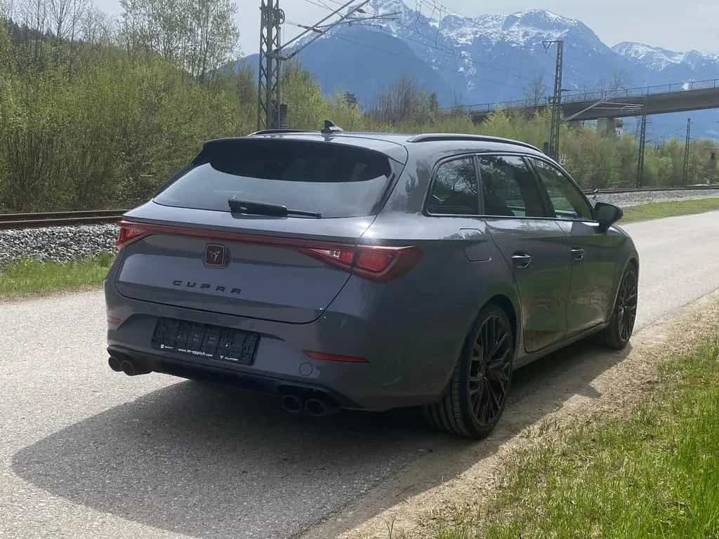 Cupra Leon 2.0 TSI  VZ   Matrix /Sportschalensitze 04/2023-photo-2