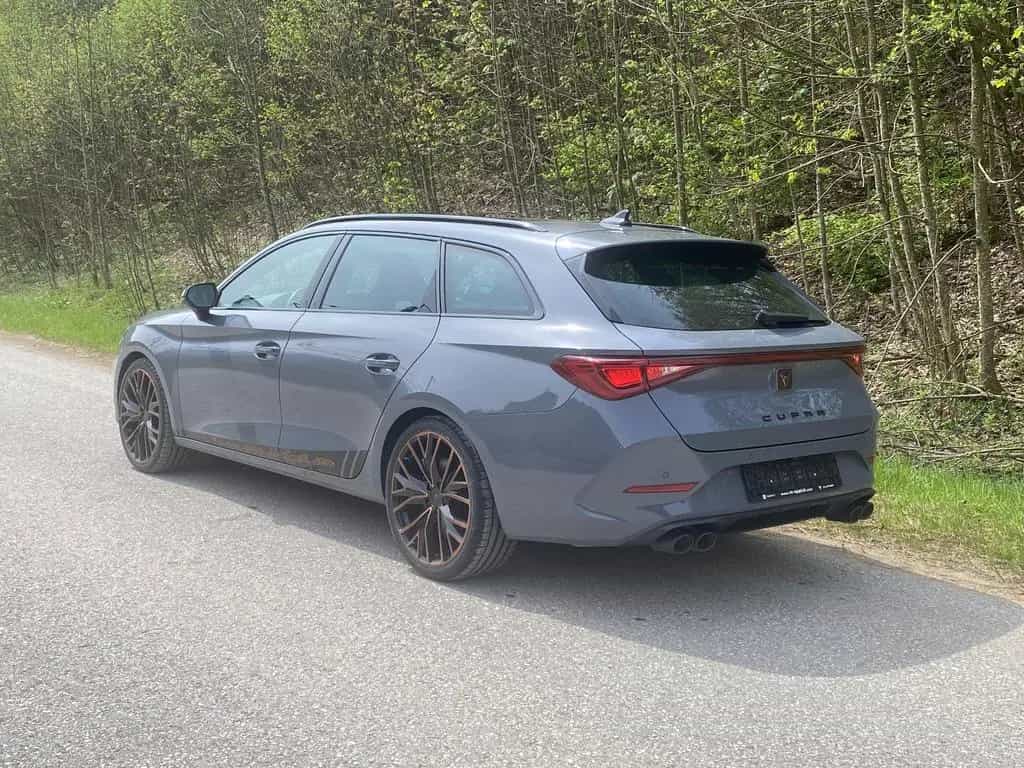 Cupra Leon 2.0 TSI  VZ   Matrix /Sportschalensitze 04/2023-photo-3