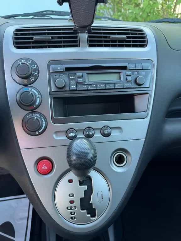 Honda Civic Lim 5trg 1.6 i ES Automatik Leder Sitzheiz 08/2003-photo-11