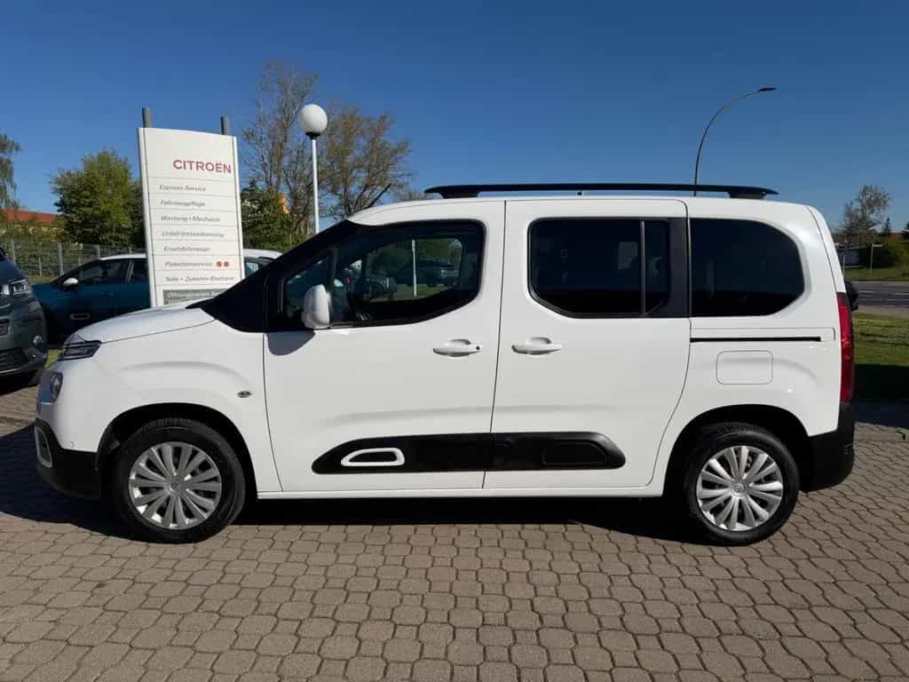 Citroën Berlingo Shine M*NAVI*WINTERRÄDER*DAB* 10/2018-photo-1