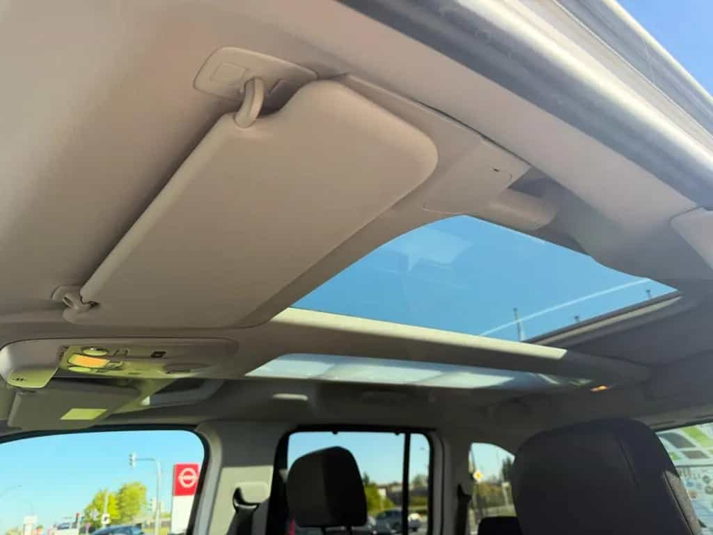 Citroën Berlingo Shine M*NAVI*WINTERRÄDER*DAB* 10/2018-photo-18