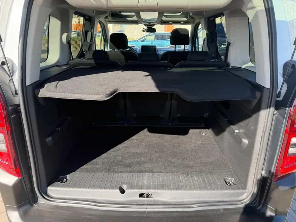 Citroën Berlingo Shine M*NAVI*WINTERRÄDER*DAB* 10/2018-photo-28