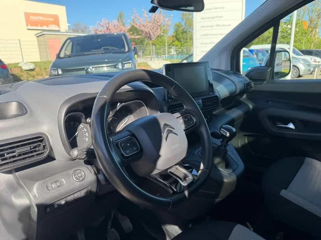 Citroën Berlingo Shine M*NAVI*WINTERRÄDER*DAB* 10/2018-photo-8