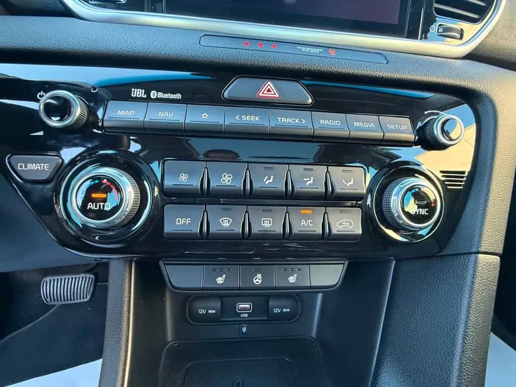 Kia Sportage Black Edition/PANO/LEDER/AHK/LED/KAMERA 09/2021-photo-16
