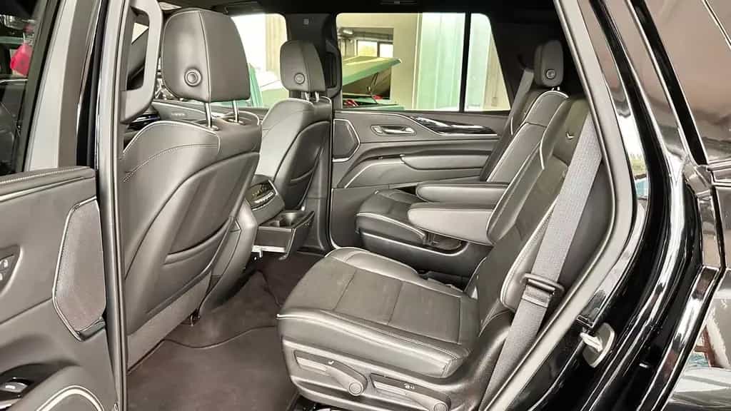 Cadillac Escalade GMT EU6 6.2 V8 Sport Black Black 06/2022-photo-12