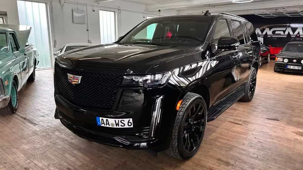 Cadillac Escalade GMT EU6 6.2 V8 Sport Black Black 06/2022-photo-3