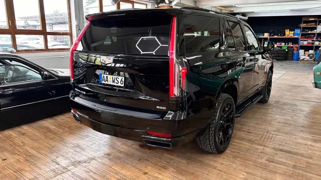 Cadillac Escalade GMT EU6 6.2 V8 Sport Black Black 06/2022-photo-5