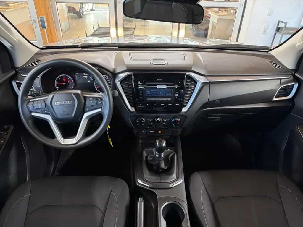 Isuzu D-Max Double Cab 4 x 4 LS Euro 6d ISC-FCM 11/2021-photo-11