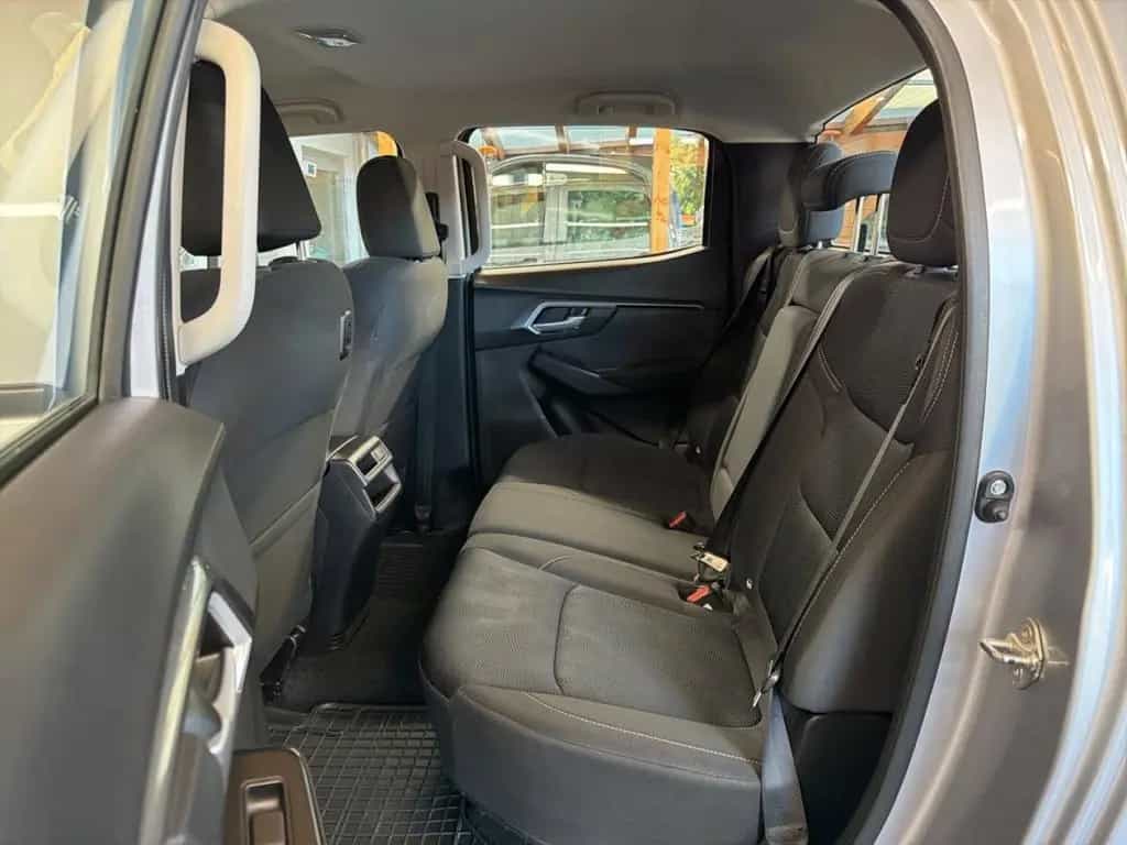 Isuzu D-Max Double Cab 4 x 4 LS Euro 6d ISC-FCM 11/2021-photo-6
