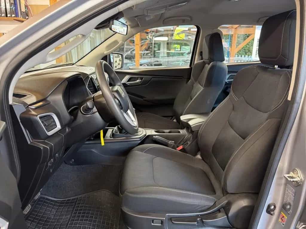 Isuzu D-Max Double Cab 4 x 4 LS Euro 6d ISC-FCM 11/2021-photo-7