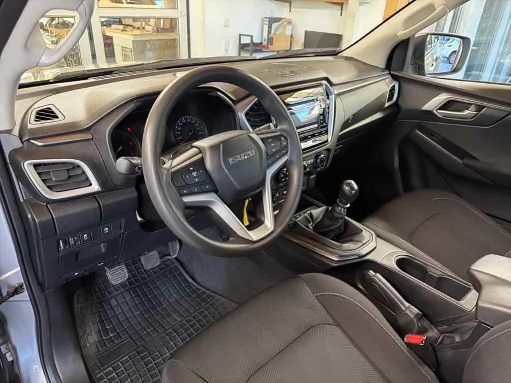 Isuzu D-Max Double Cab 4 x 4 LS Euro 6d ISC-FCM 11/2021-photo-8