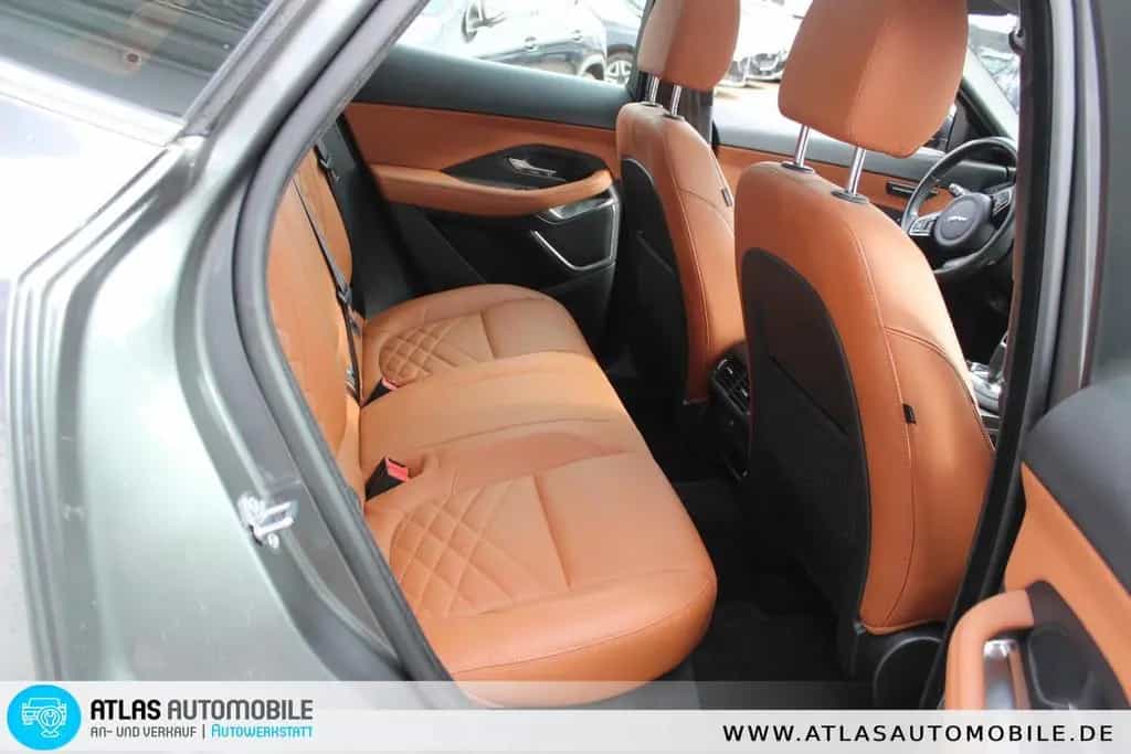 Jaguar E-Pace HSE AWD Leder=Navi=LED=HUD=Panoramadach 01/2020-photo-11