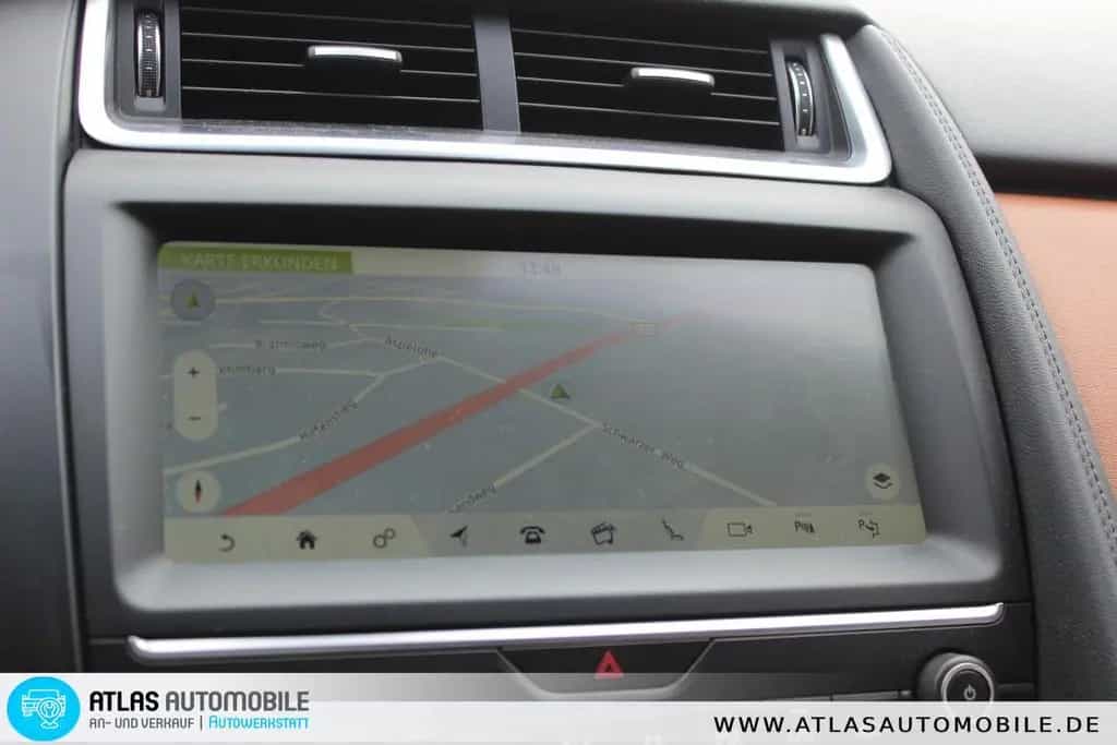 Jaguar E-Pace HSE AWD Leder=Navi=LED=HUD=Panoramadach 01/2020-photo-2
