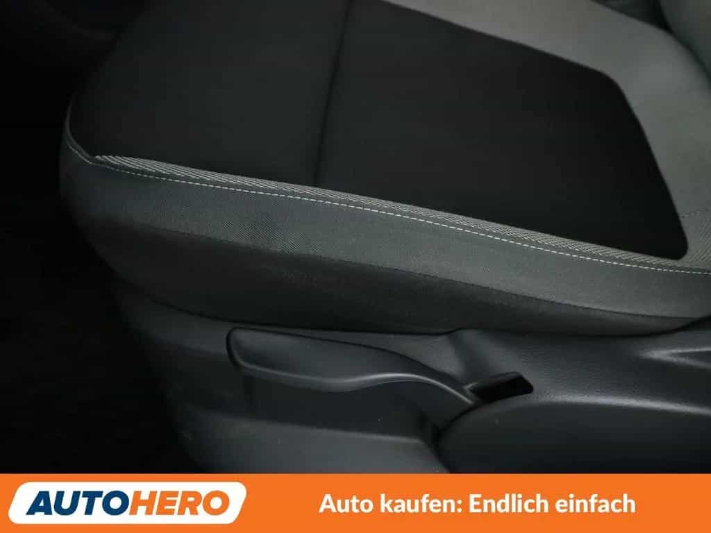 Skoda Fabia 1.0 TSI Ambition Aut.*TEMPO*PDC*ALU* 07/2017-photo-27