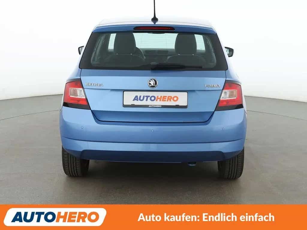 Skoda Fabia 1.0 TSI Ambition Aut.*TEMPO*PDC*ALU* 07/2017-photo-2