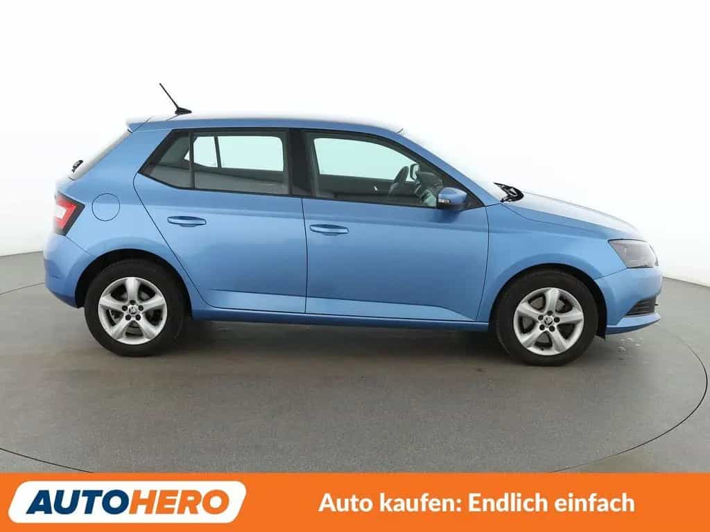Skoda Fabia 1.0 TSI Ambition Aut.*TEMPO*PDC*ALU* 07/2017-photo-4