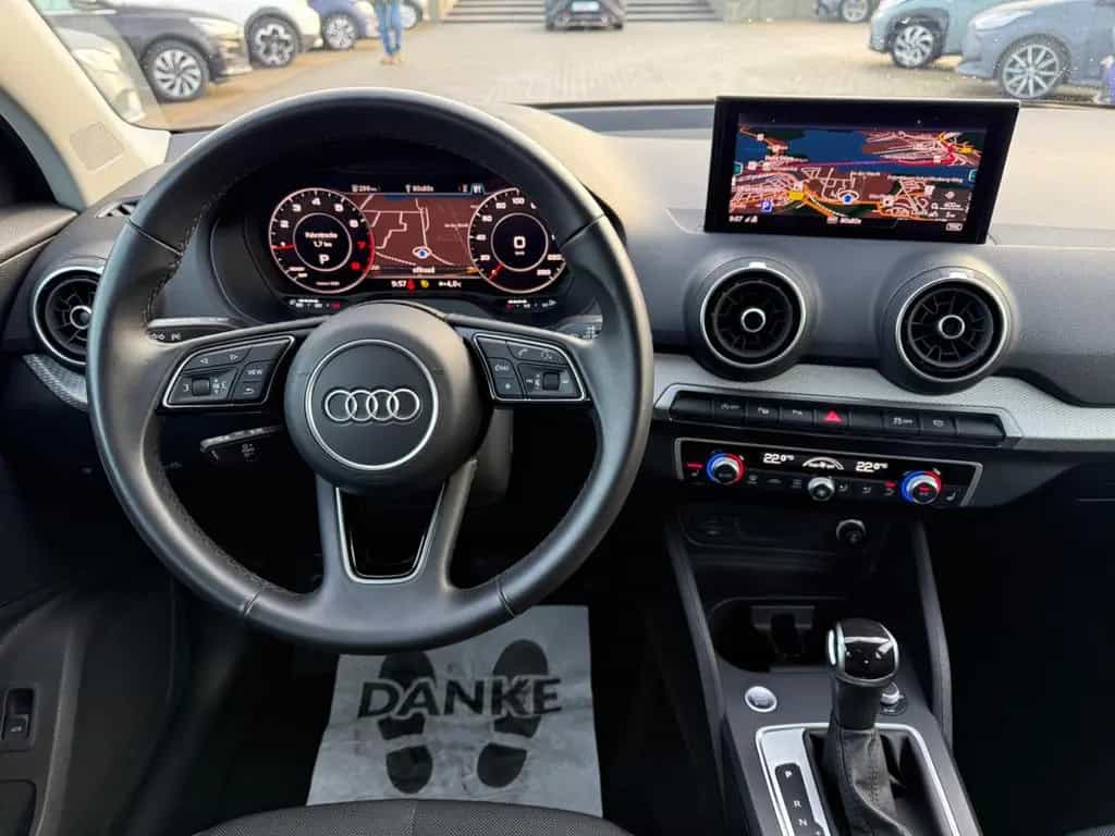 Audi Q2 35 TFSI advanced 12/2021-photo-17