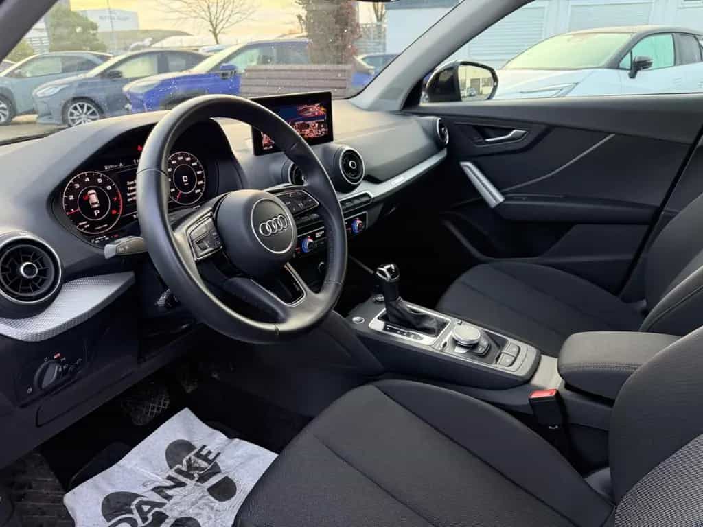 Audi Q2 35 TFSI advanced 12/2021-photo-9