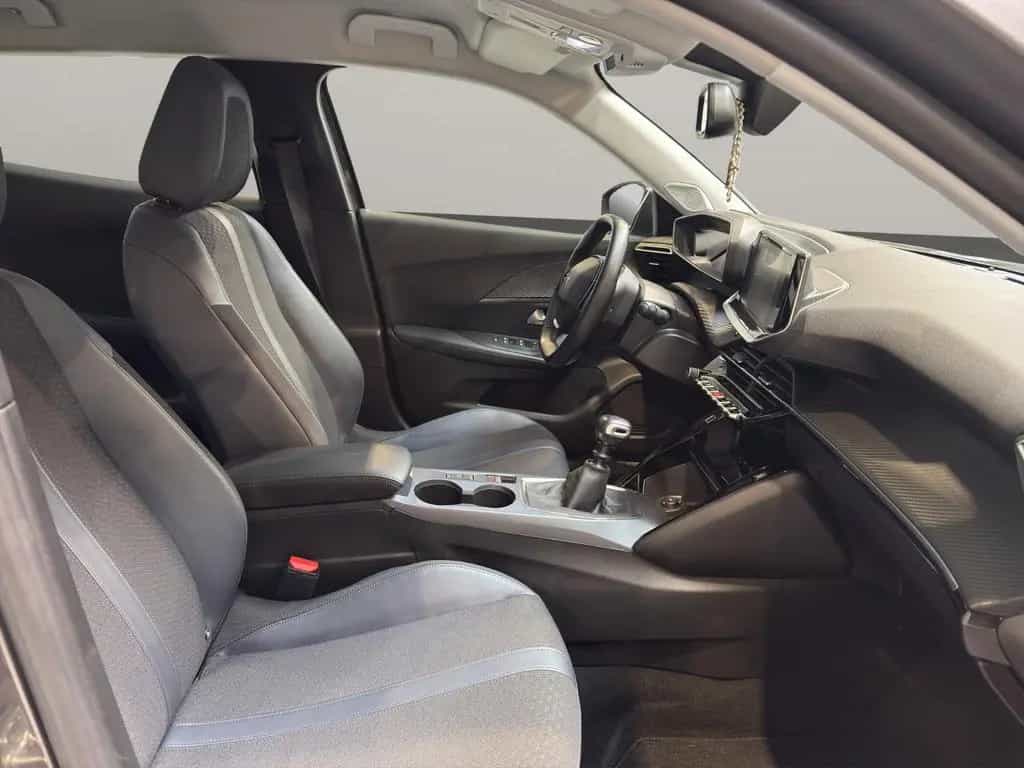 Peugeot 2008 Allure|Finanzierung|Anhängerk.|wenig KM 06/2020-photo-11
