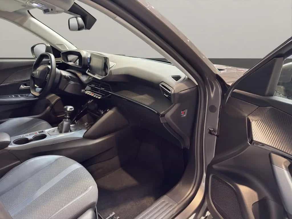 Peugeot 2008 Allure|Finanzierung|Anhängerk.|wenig KM 06/2020-photo-12