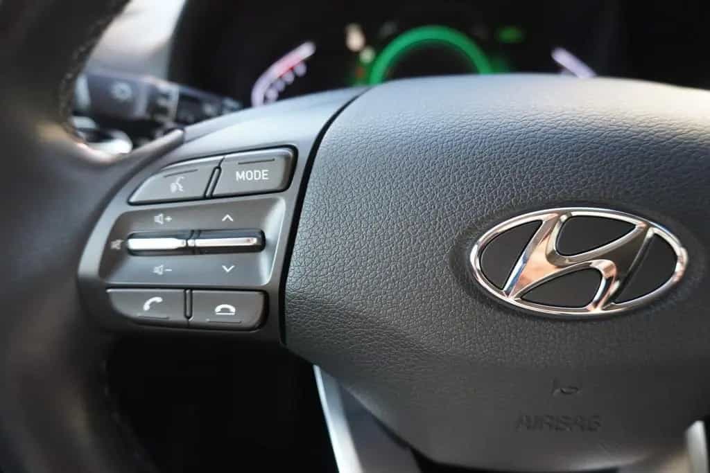 Hyundai i30 Kombi 1.5 Edition 30 Mild-Hybrid DCT LED AHK 07/2021-photo-12