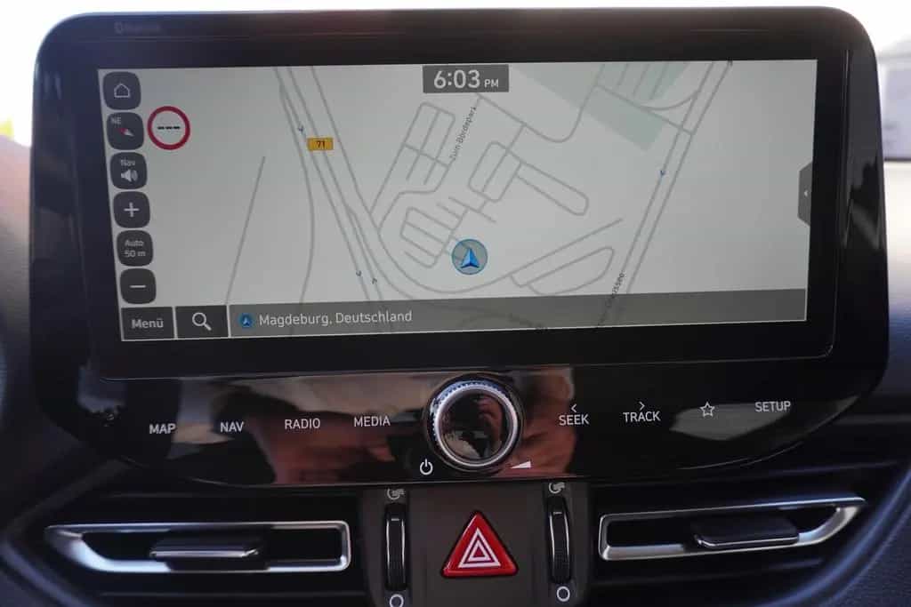 Hyundai i30 Kombi 1.5 Edition 30 Mild-Hybrid DCT LED AHK 07/2021-photo-19